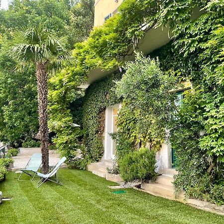 Villa Gina Варенна Экстерьер фото