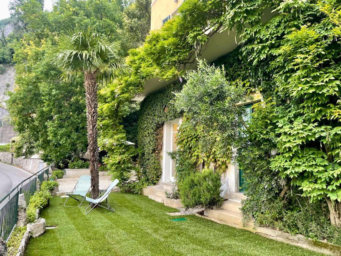 Villa Gina Варенна Экстерьер фото